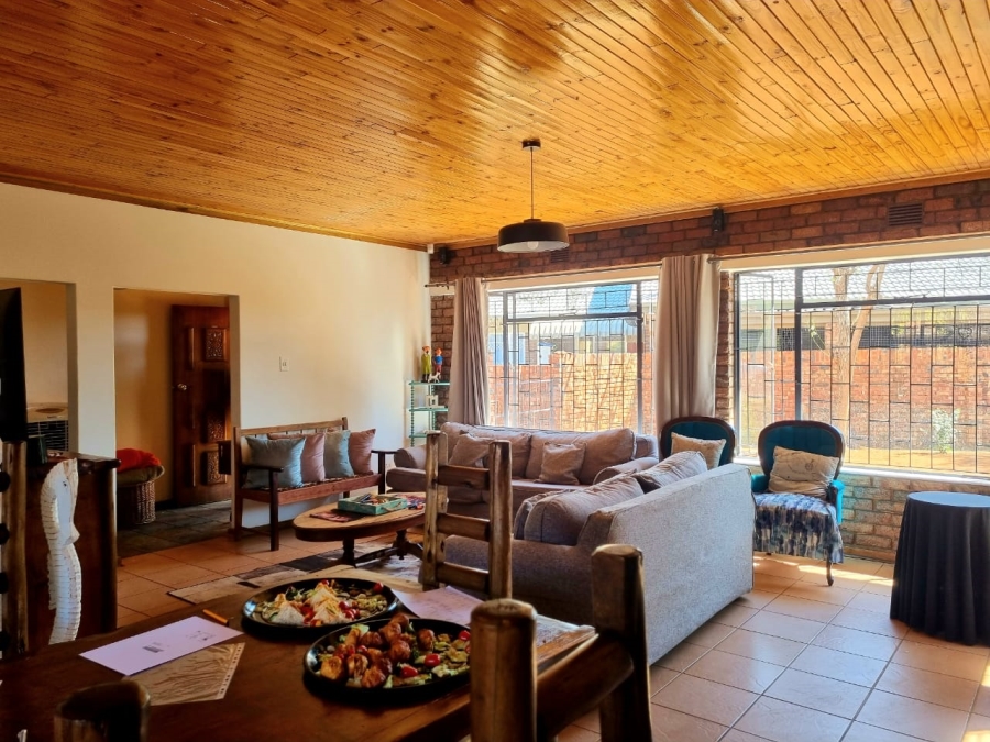 3 Bedroom Property for Sale in Hillcrest Northern Cape